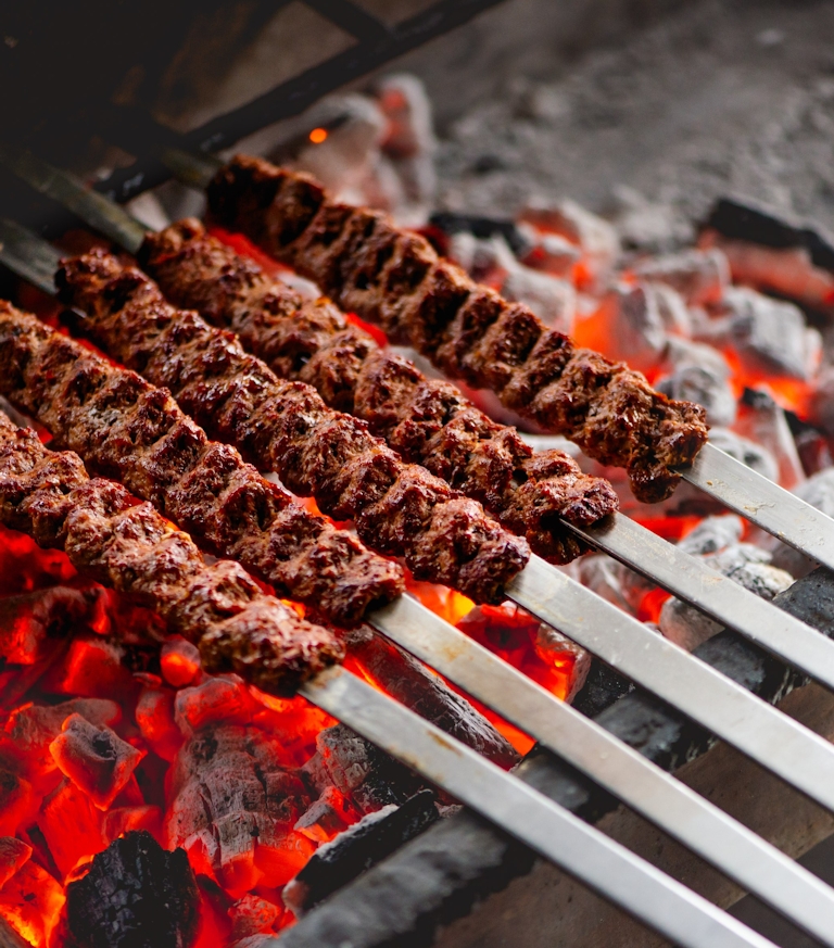 Probeer dit recept voor Adana Kebab van Miras Food